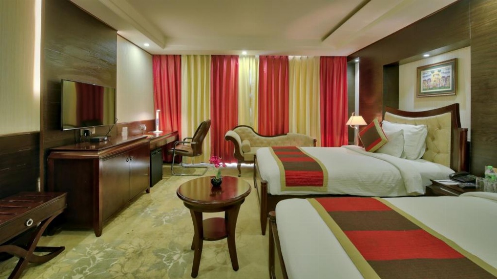 Room image 5