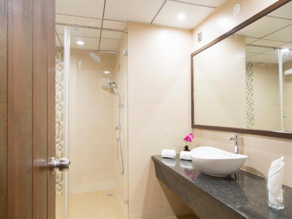 POLO Inn & Suites image 15