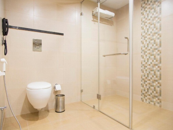 POLO Inn & Suites image 16