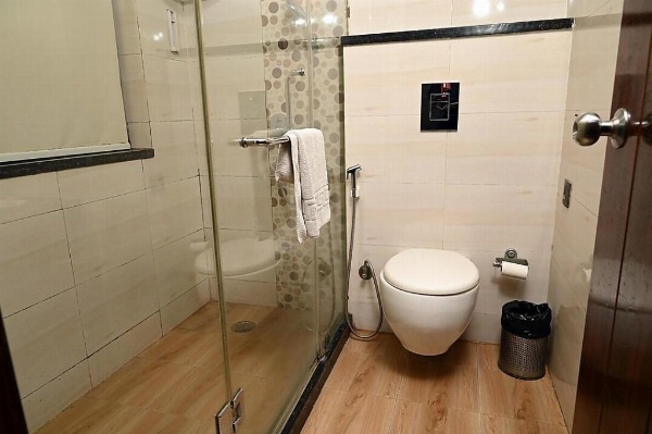 POLO Inn & Suites image 17