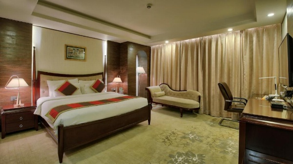 POLO Inn & Suites image 18