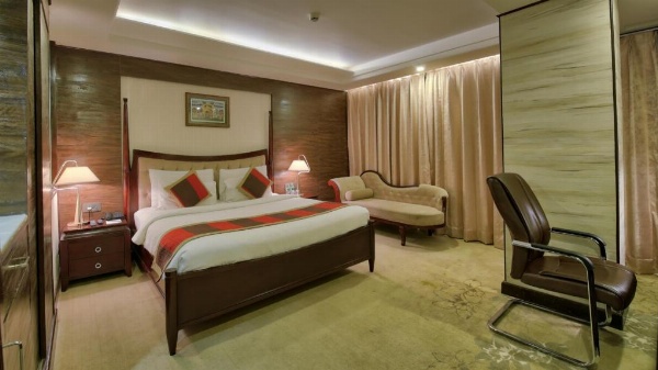 POLO Inn & Suites image 21